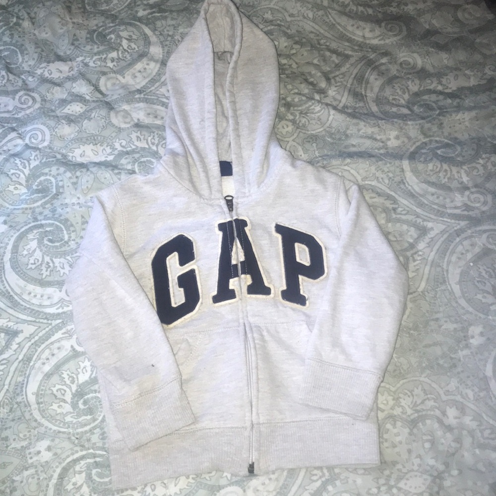 🤖GAP toddler sweater🏈